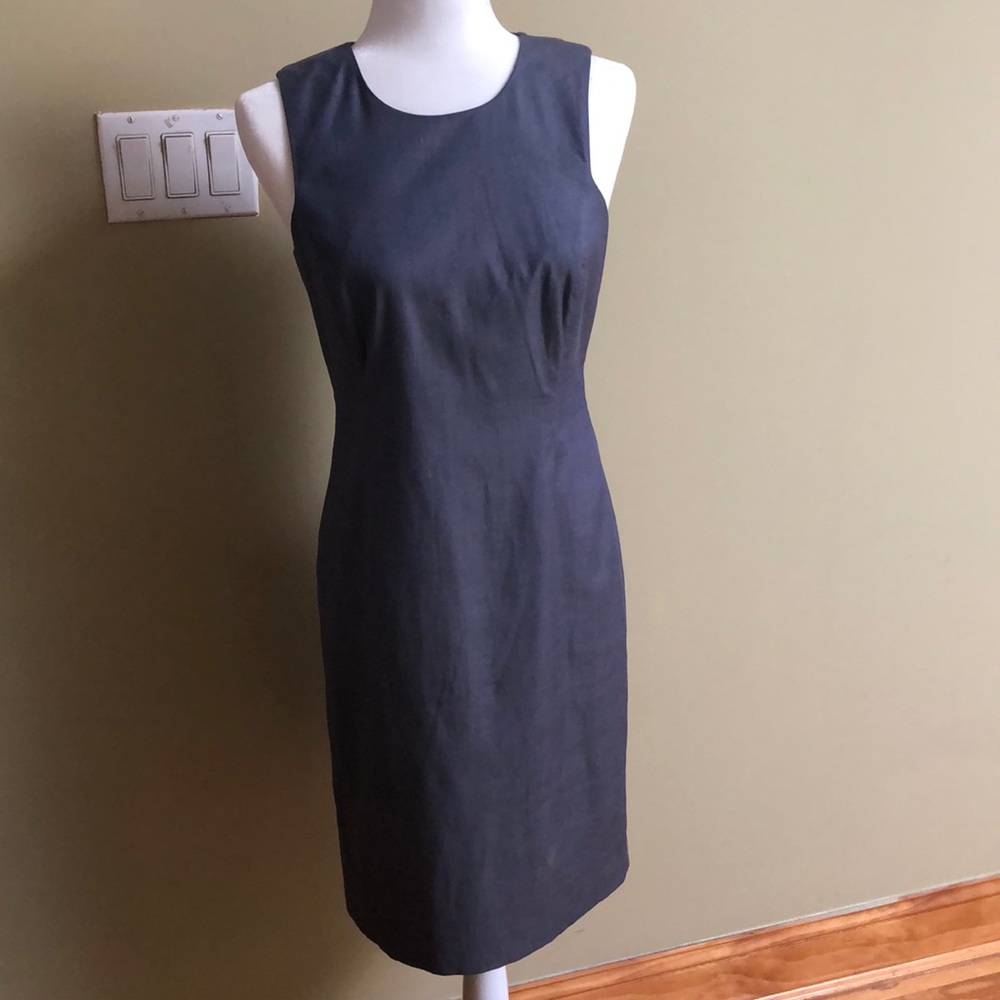 Ann Taylor sheath - size 2